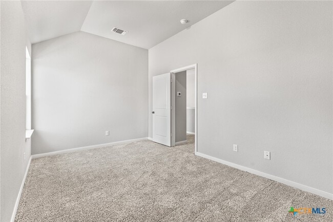 Building Photo - 1024 Shelby Dr