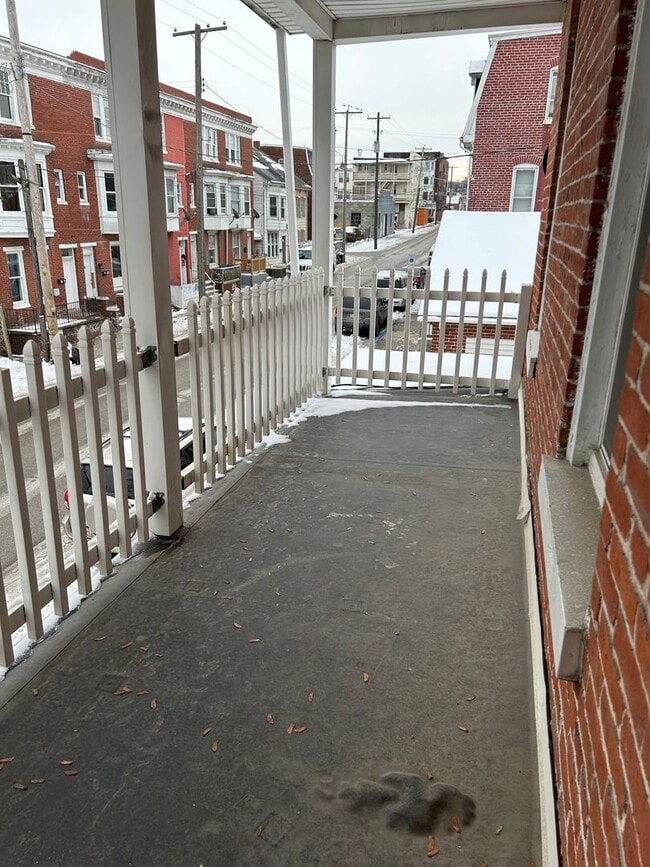 Primary Photo - 700 W Philadelphia St