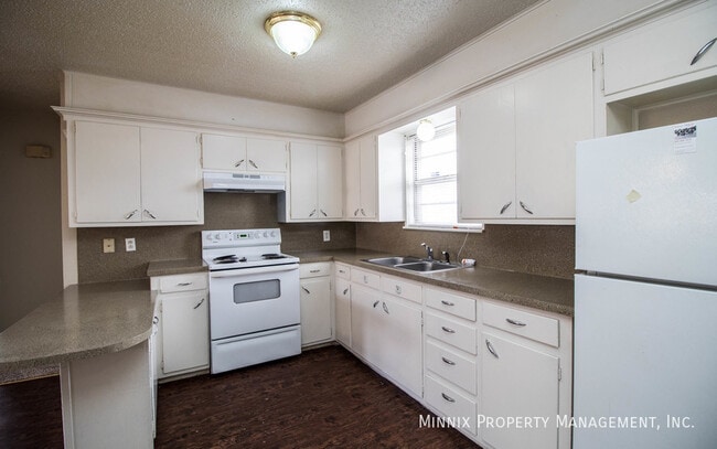 Building Photo - 1602 58th St