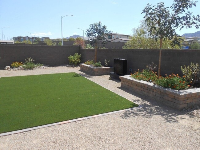 Building Photo - Beautiful Spacious Home in Henderson