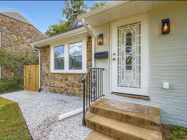 Building Photo - 8903 Flagstone Cir