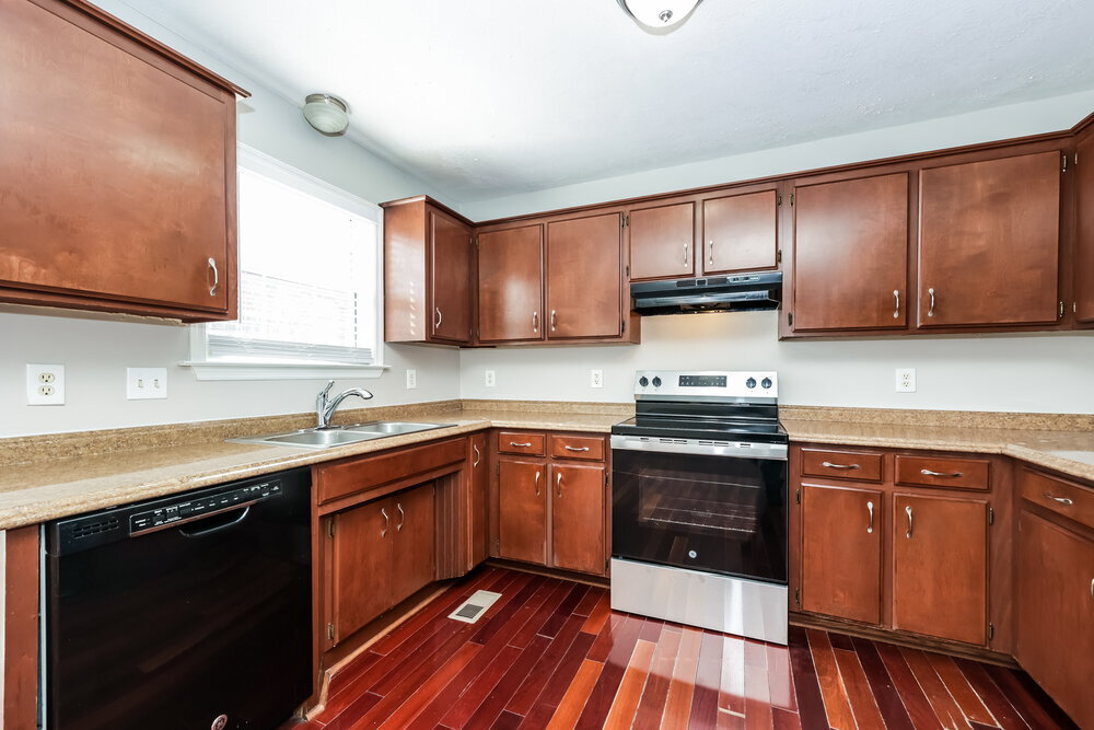 Building Photo - 906 Tal Ln