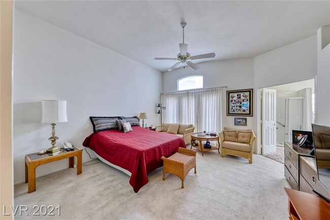 Building Photo - 2229 Fiero Dr