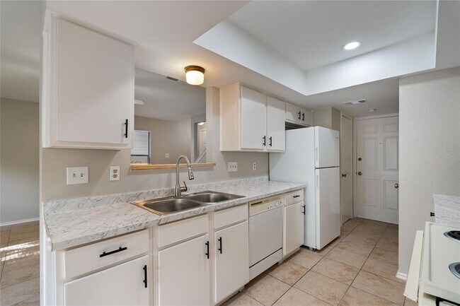 Building Photo - 9209 Kempler Dr