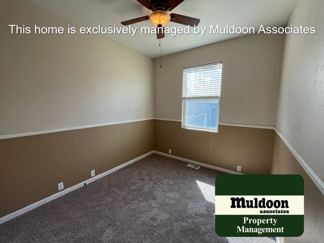 Building Photo - Beautiful Rancher with everything on one l...
