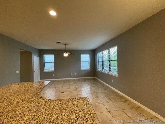 Building Photo - 4516 San Fratello Cir