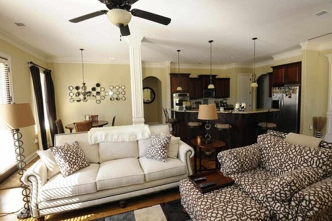 Building Photo - 3491 E Taplow Way