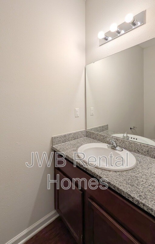 Building Photo - 1459 Lawrence Pl
