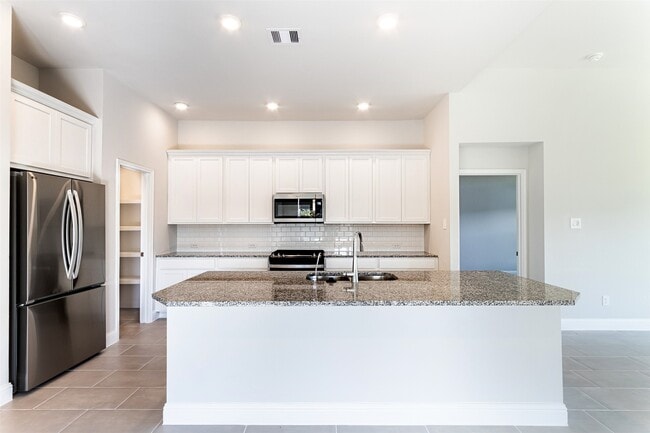 Building Photo - 2219 Grapewood Ln