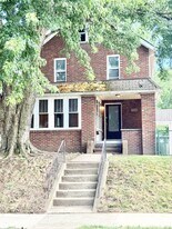 Building Photo - 2806 10th St SW