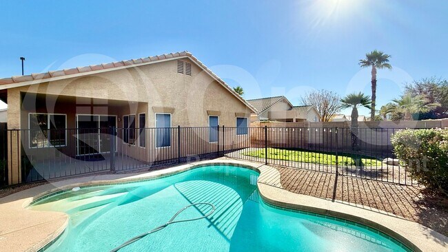 Building Photo - 3464 S Moccasin Trail