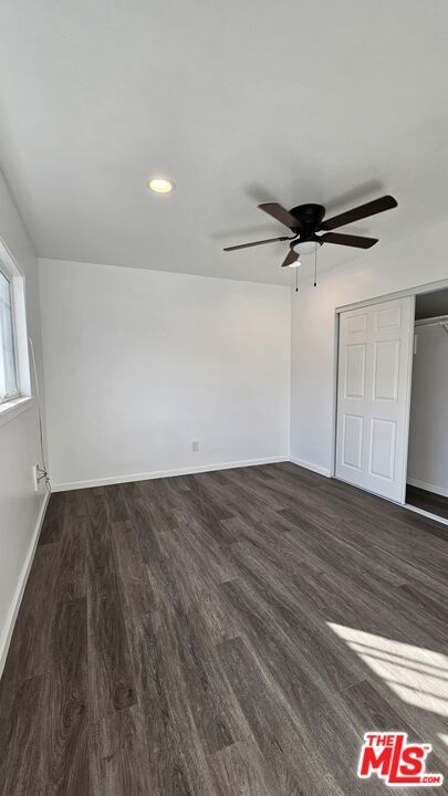 Building Photo - 136 W 99th St