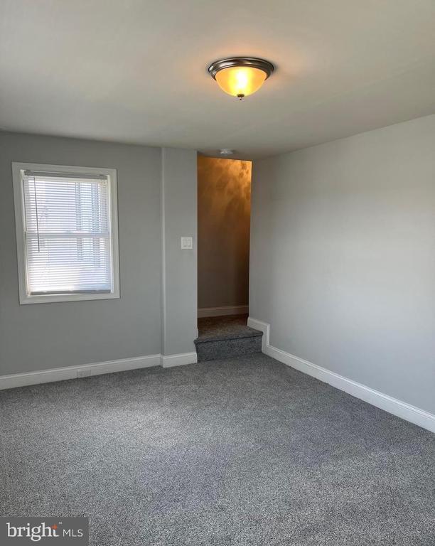 Building Photo - 436 Depot St