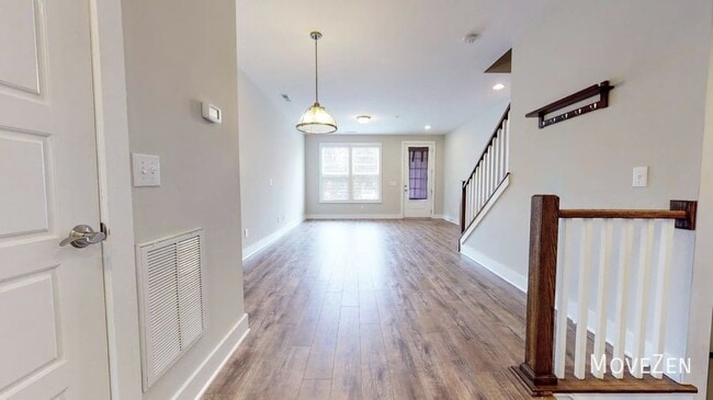 Building Photo - 2801 Stone Rock Dr