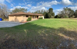 Building Photo - 810 Placid Lakes Blvd