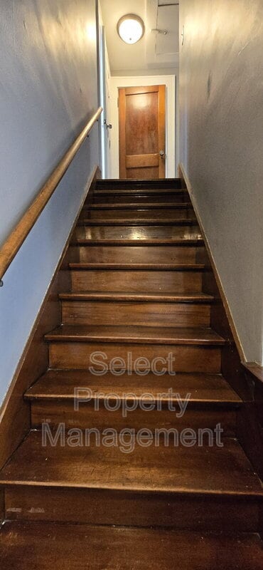 Building Photo - 4130 Hoagland Ave