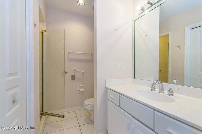 Building Photo - 1626 Strand St