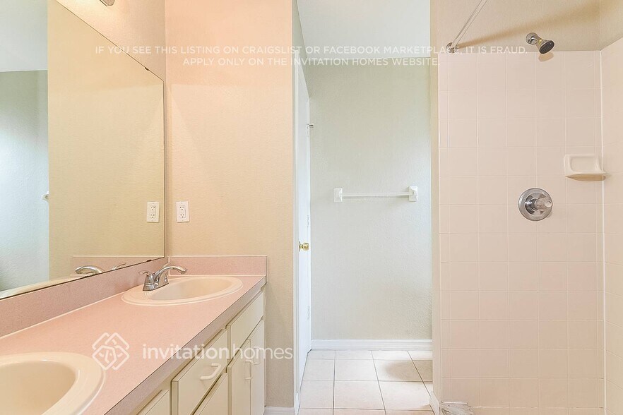 Building Photo - 3012 Cobbler Square Ln