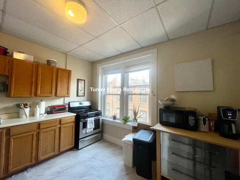 Building Photo - 276 Shawmut Ave