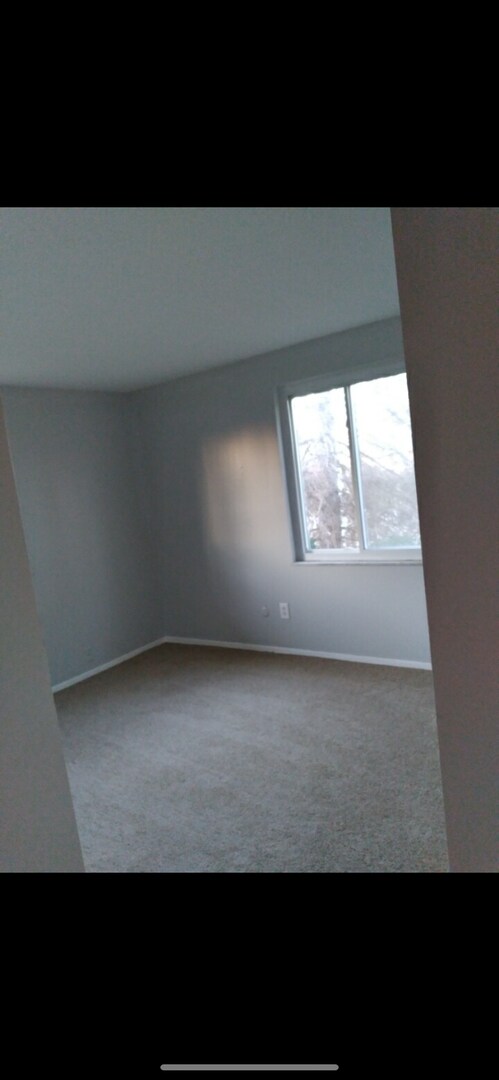 Building Photo - Check out this 3bdr, 2 bath ranch in Huber...