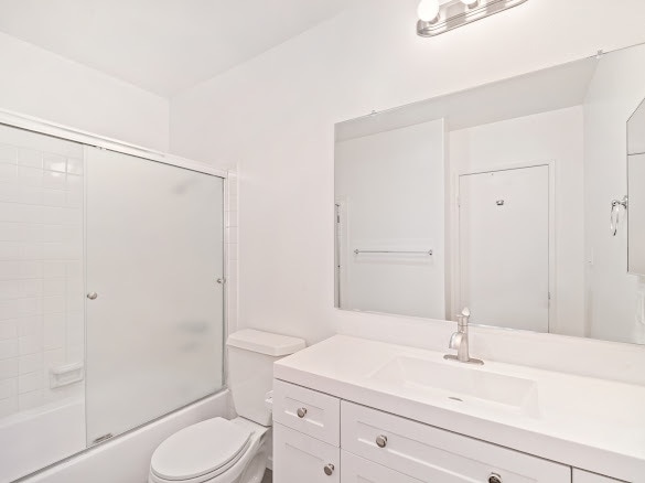 2nd Bathroom - 6765 Alvarado Rd