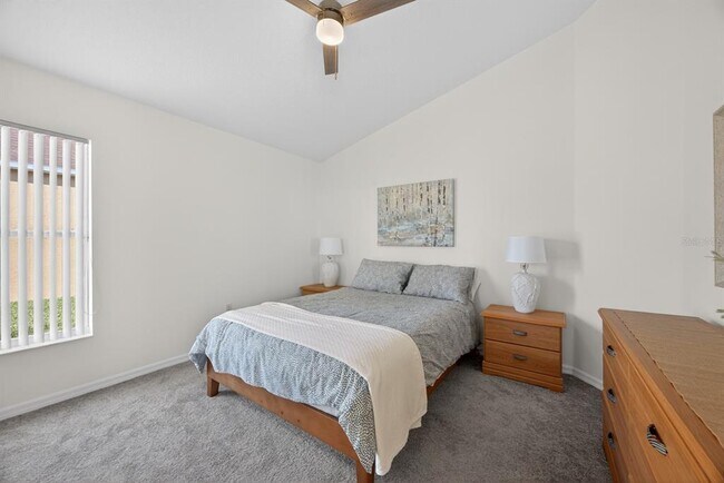 Building Photo - 355 High Point Dr