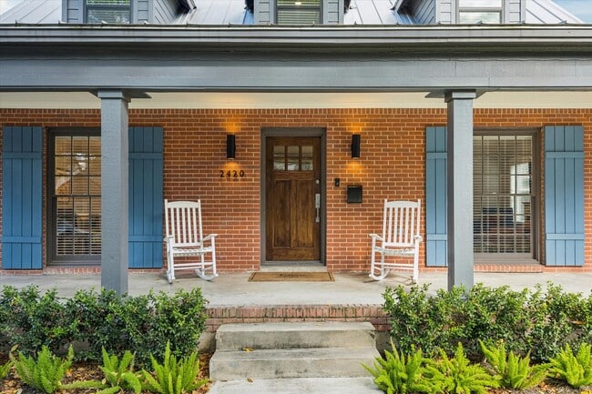 Building Photo - 2420 Nottingham St