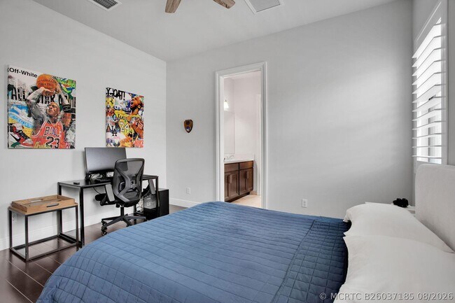 Building Photo - 6903 NW 28th Ave