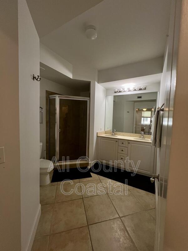 Building Photo - 1660 Renaissance Commons Blvd