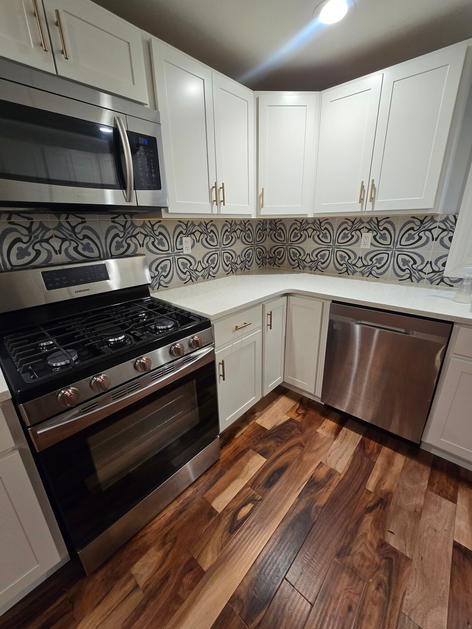 Building Photo - 4338 Coleridge St