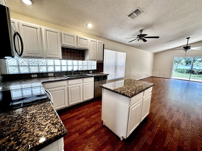 Building Photo - 9217 Telfer Run