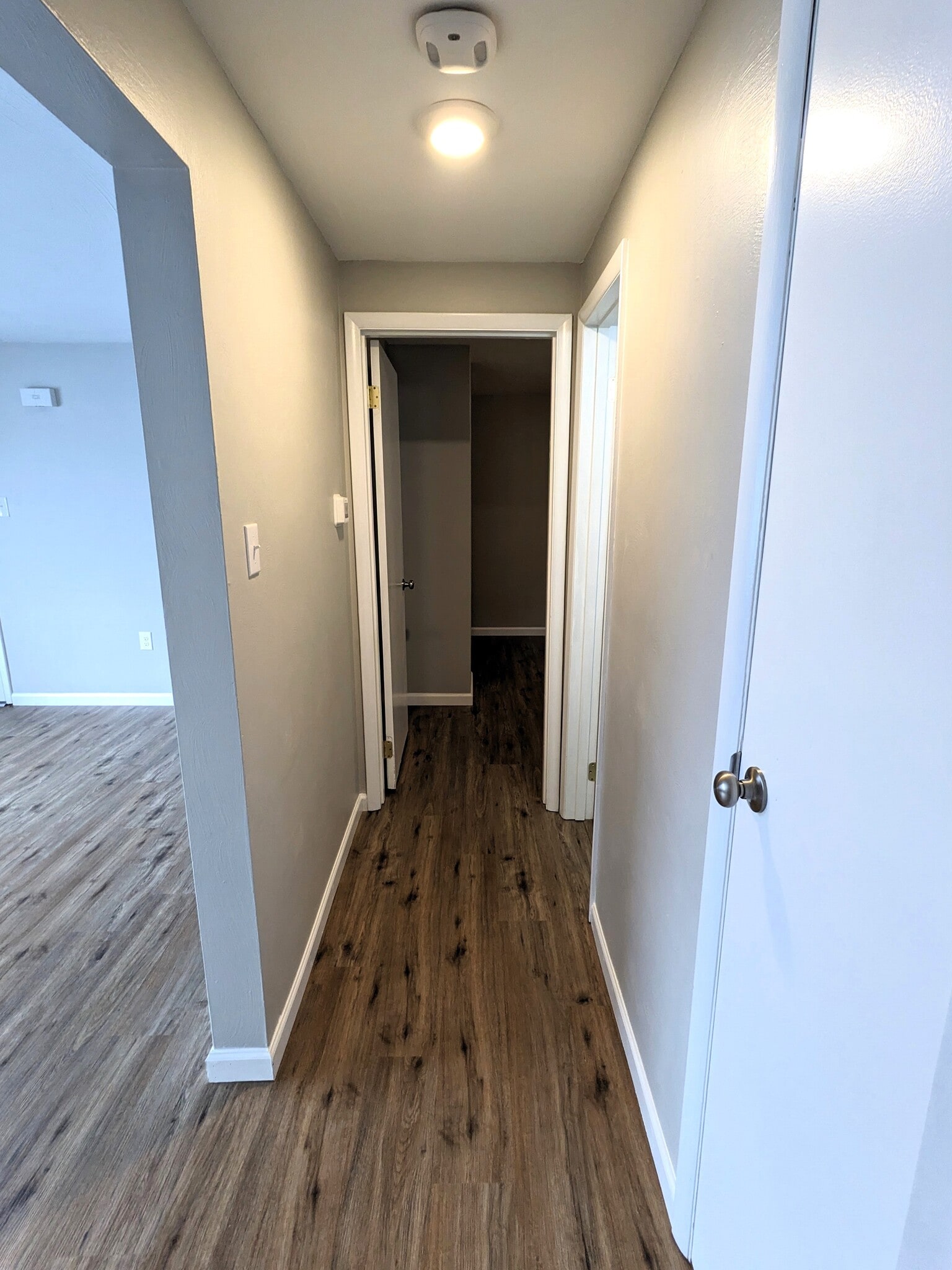 Hallway - Between Bath/Bedrooms - 164 Pointview Rd