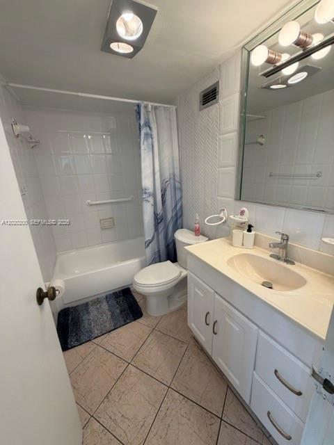 Building Photo - 3725 S Ocean Dr