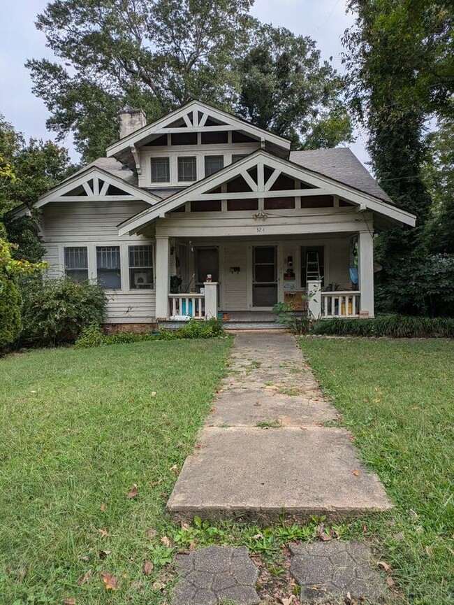 Primary Photo - 2BD/1BA Second Floor Unit in Hickory