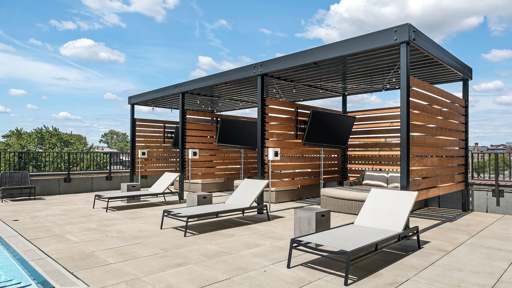 Building Photo - 2480-2522-2522 N Milwaukee Ave