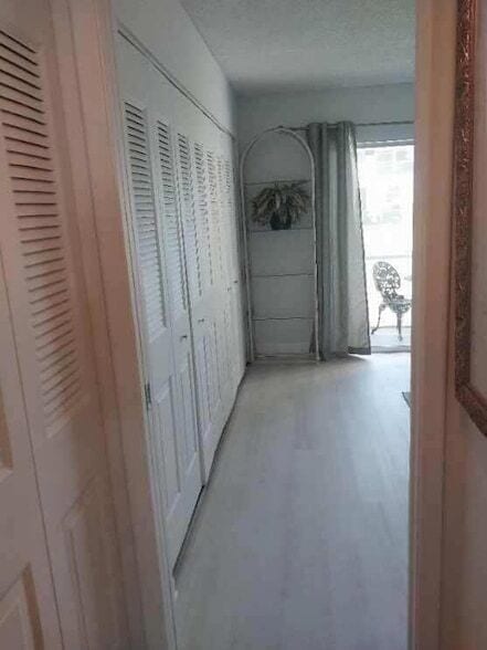 Building Photo - 361 Windsor N