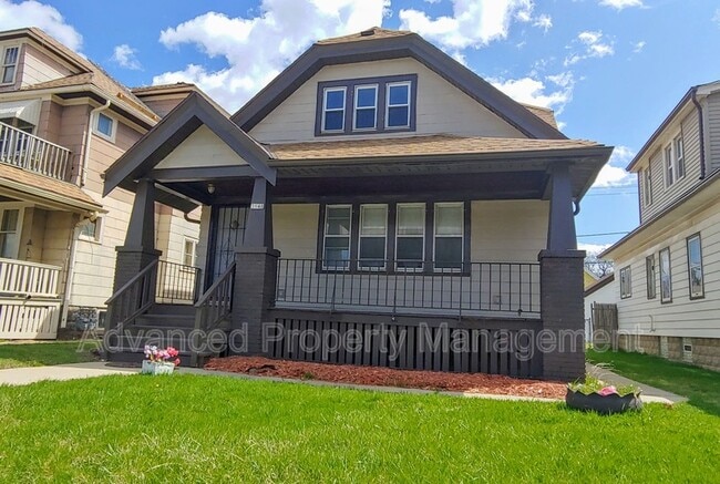 Building Photo - 3940 N 27th St