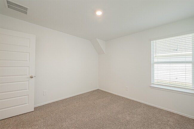 Building Photo - 2731 Willow Gulch Wy