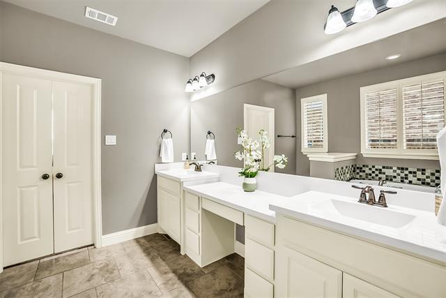 Building Photo - 6913 Barolo Dr