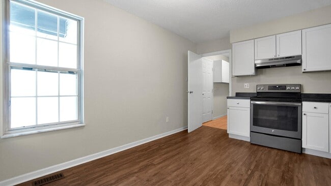 Building Photo - 4452 Trindel Way