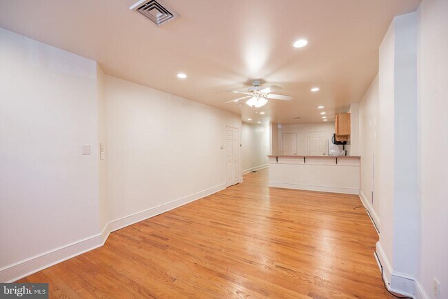 Building Photo - 1510 Fairmount Ave