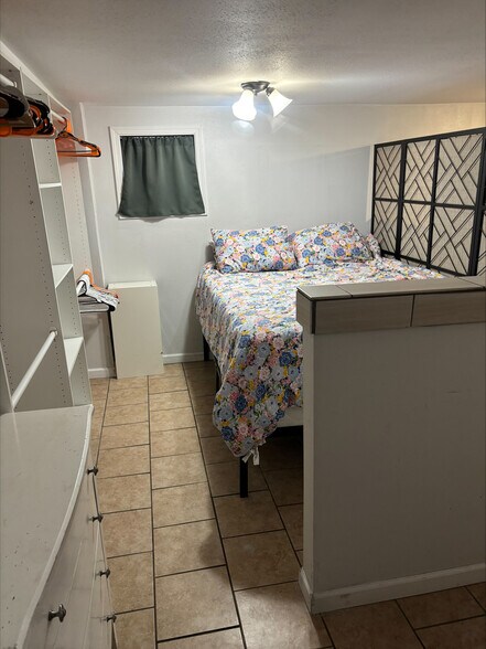 Building Photo - 1409 N 40th St