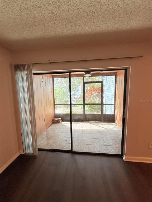 Building Photo - 3883 Atrium Dr