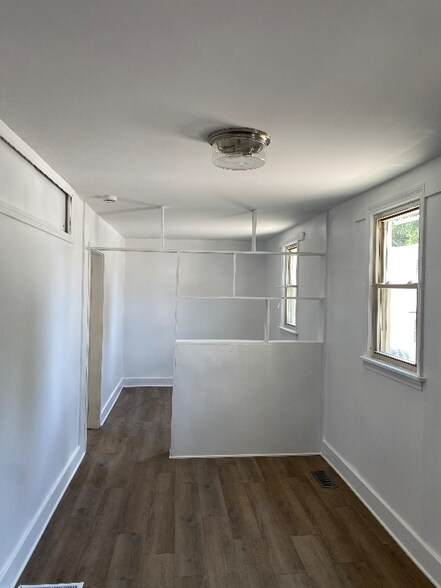 Building Photo - 1017 N Mantua St