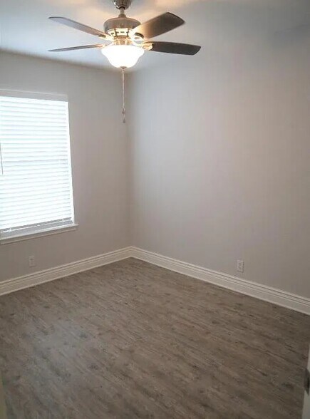 BEDROOM 1 - 1105 sorrel ct