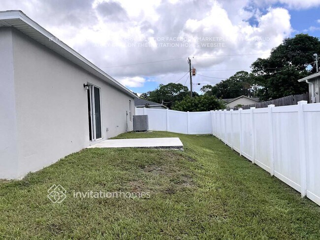 Building Photo - 1601 Rankin Ave SE