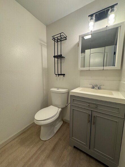 Building Photo - 210 H Pickens Rd