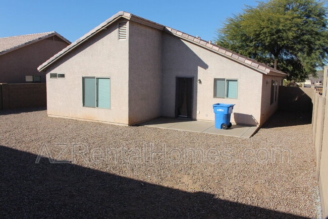 Building Photo - 6605 S 18th Dr