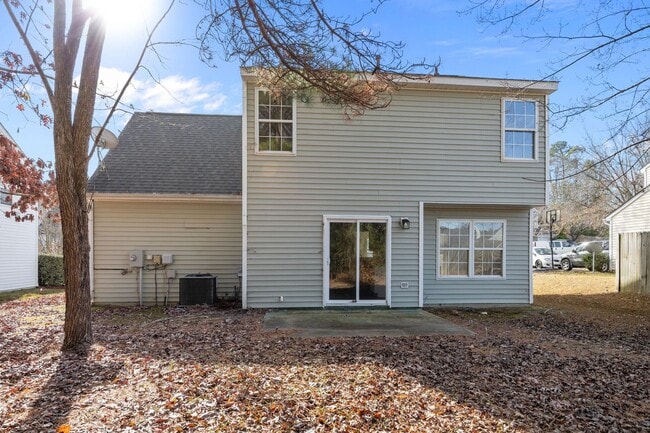 Building Photo - Updated 3BR Home with Garage, Pet Friendly!