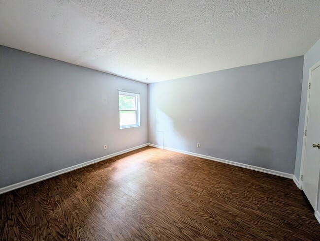Building Photo - 1220 Gorman St